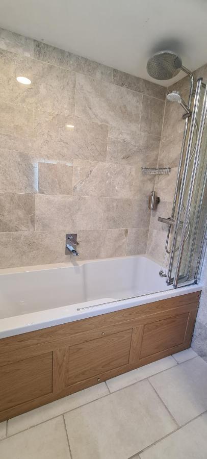 מלון קולפורד Koi Pond Annex מראה חיצוני תמונה
